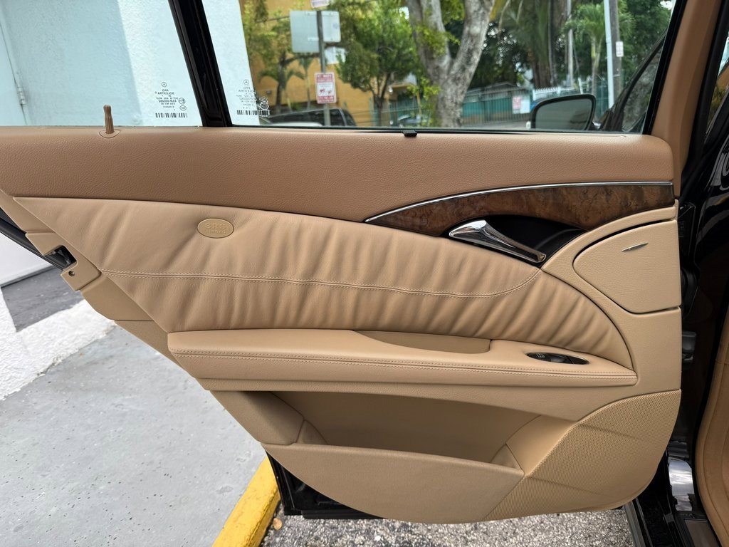Used 2007 Mercedes-Benz E 63 AMG Sedan image 23