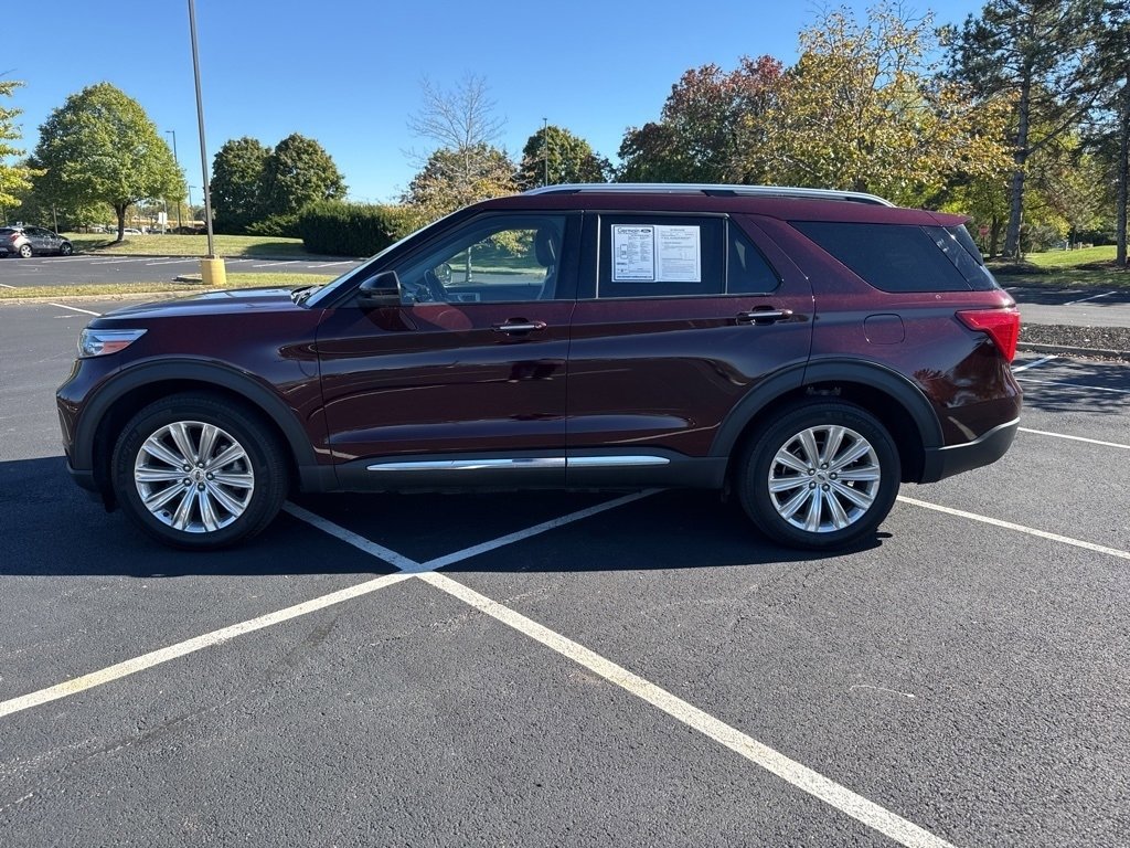 Used 2022 Ford Explorer Limited w/ Equipment Group 301A image 2
