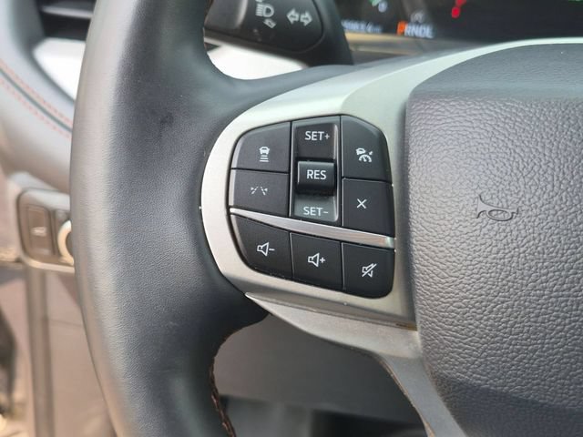 Used 2025 Ford Explorer Active w/ Active Comfort Package AWD/4WD image 19