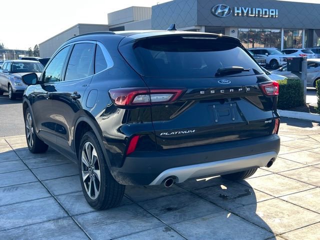 Used 2024 Ford Escape Platinum image 9