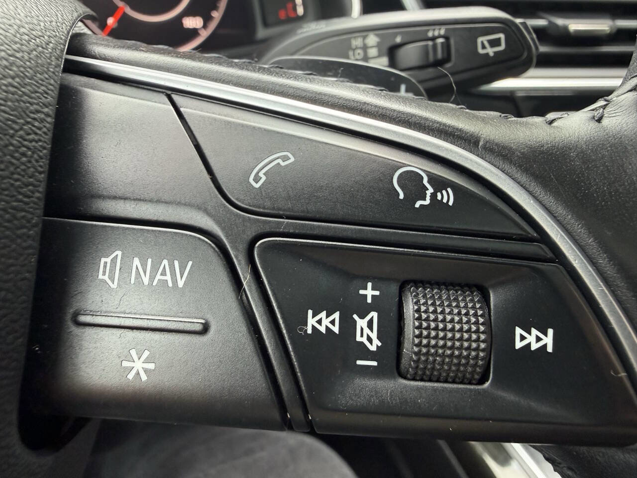 Used 2017 Audi Q7 3.0T Premium Plus image 23