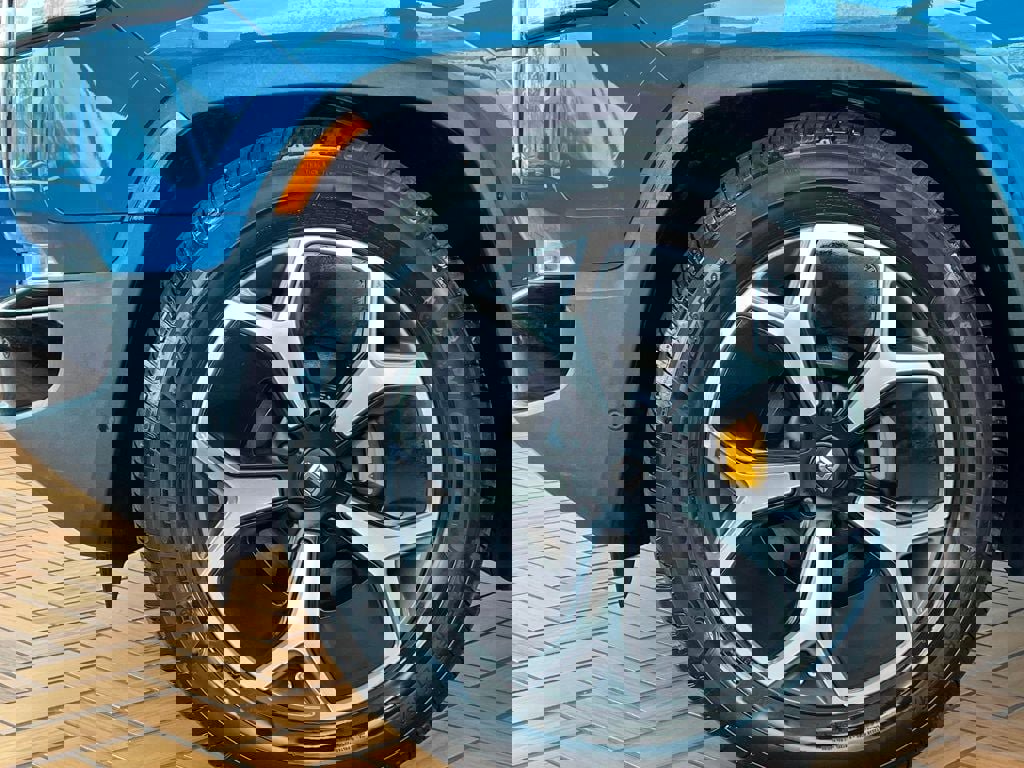 Used 2022 Rivian R1T Adventure image 5