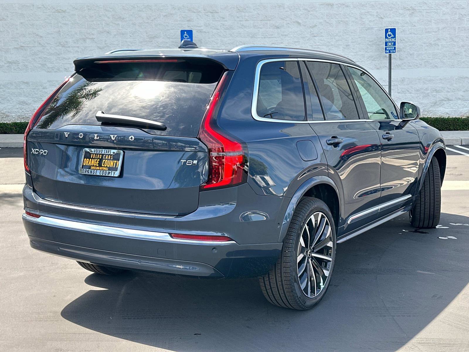 New 2026 Volvo XC90 T8 Ultra image 4