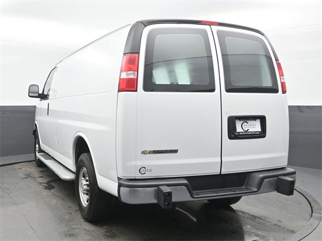 Used 2024 Chevrolet Express 2500 w/ Driver Convenience Package image 4