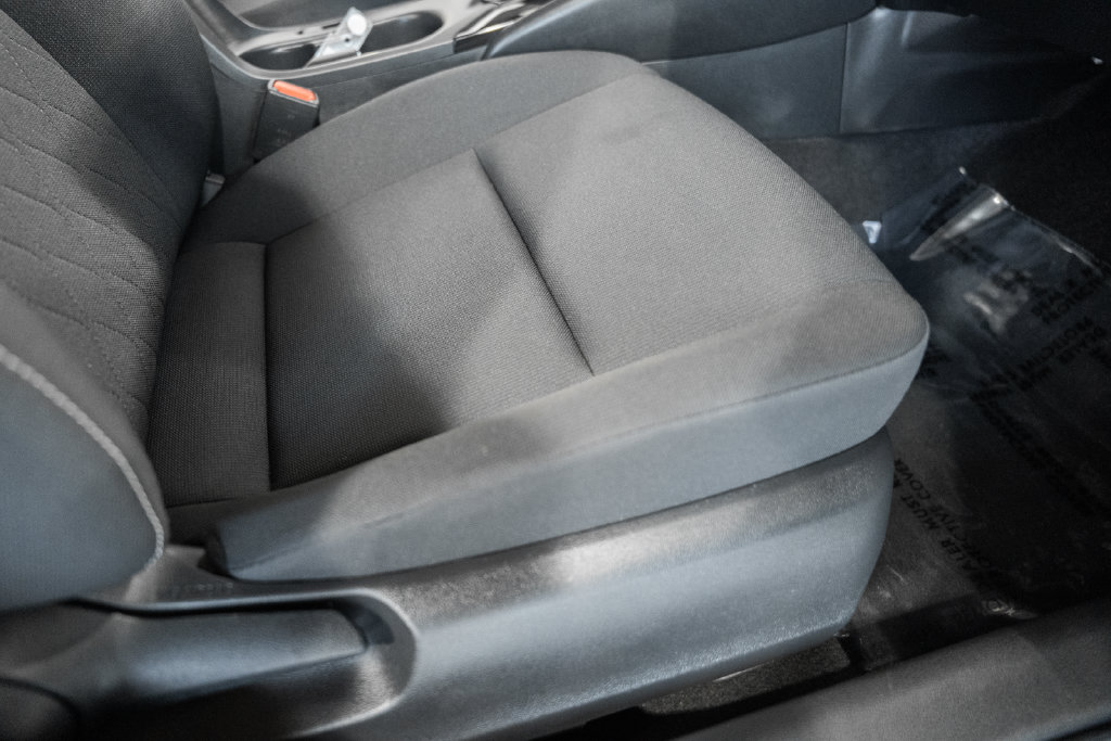 Certified 2025 Toyota Corolla LE w/ LE Premium Package FWD image 29
