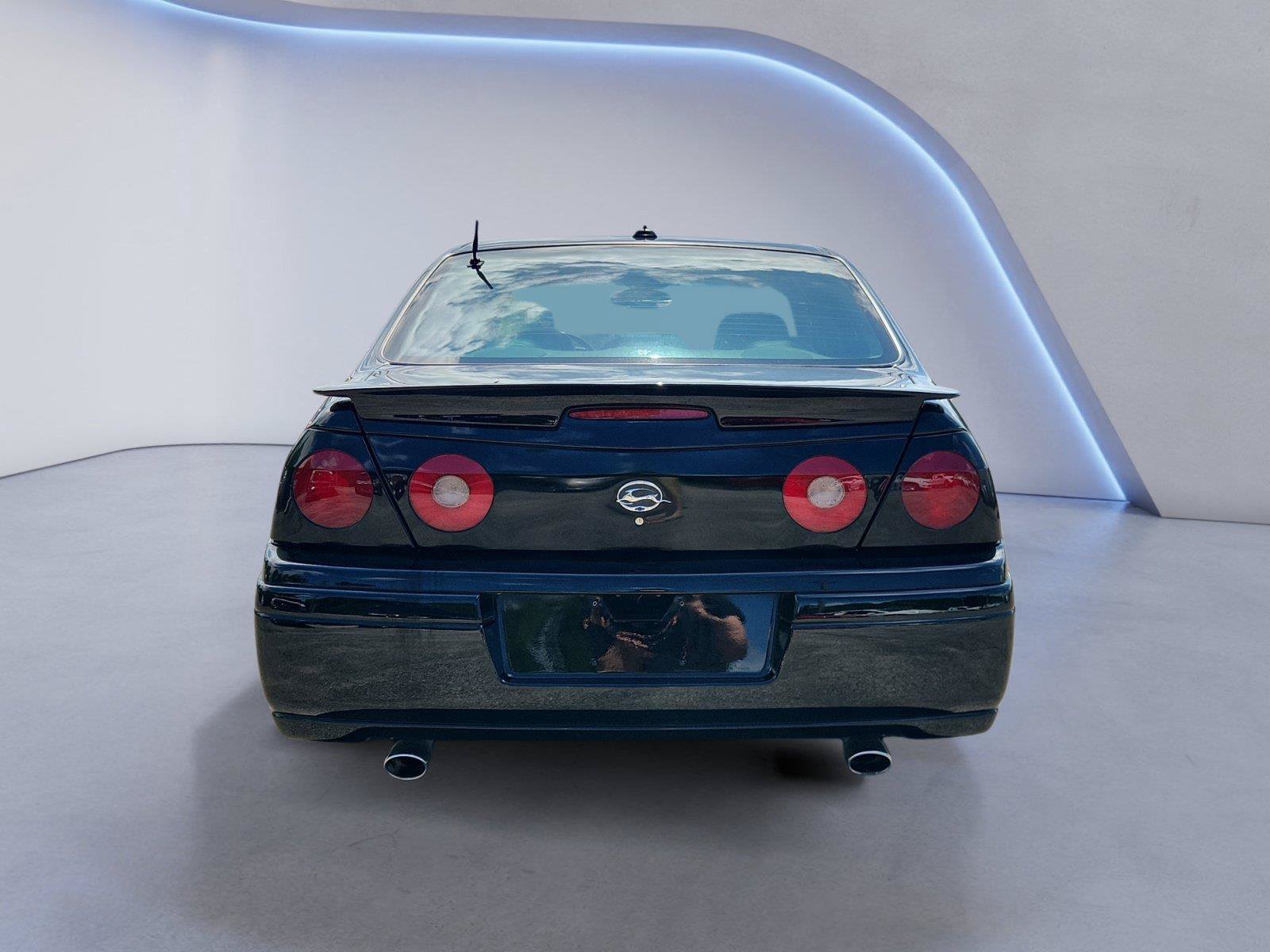 Used 2004 Chevrolet Impala SS w/ Preferred Equipment Group FWD image 4