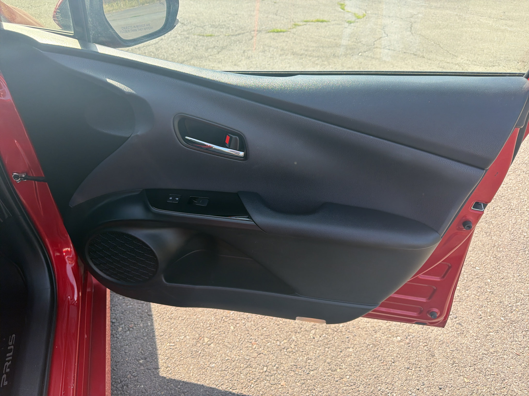 Used 2021 Toyota Prius Prime Limited w/ Carpet Mat Package (TMS) FWD image 29