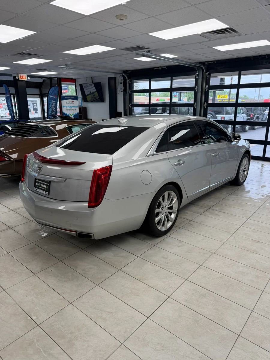 Used 2015 Cadillac XTS Luxury AWD/4WD image 4