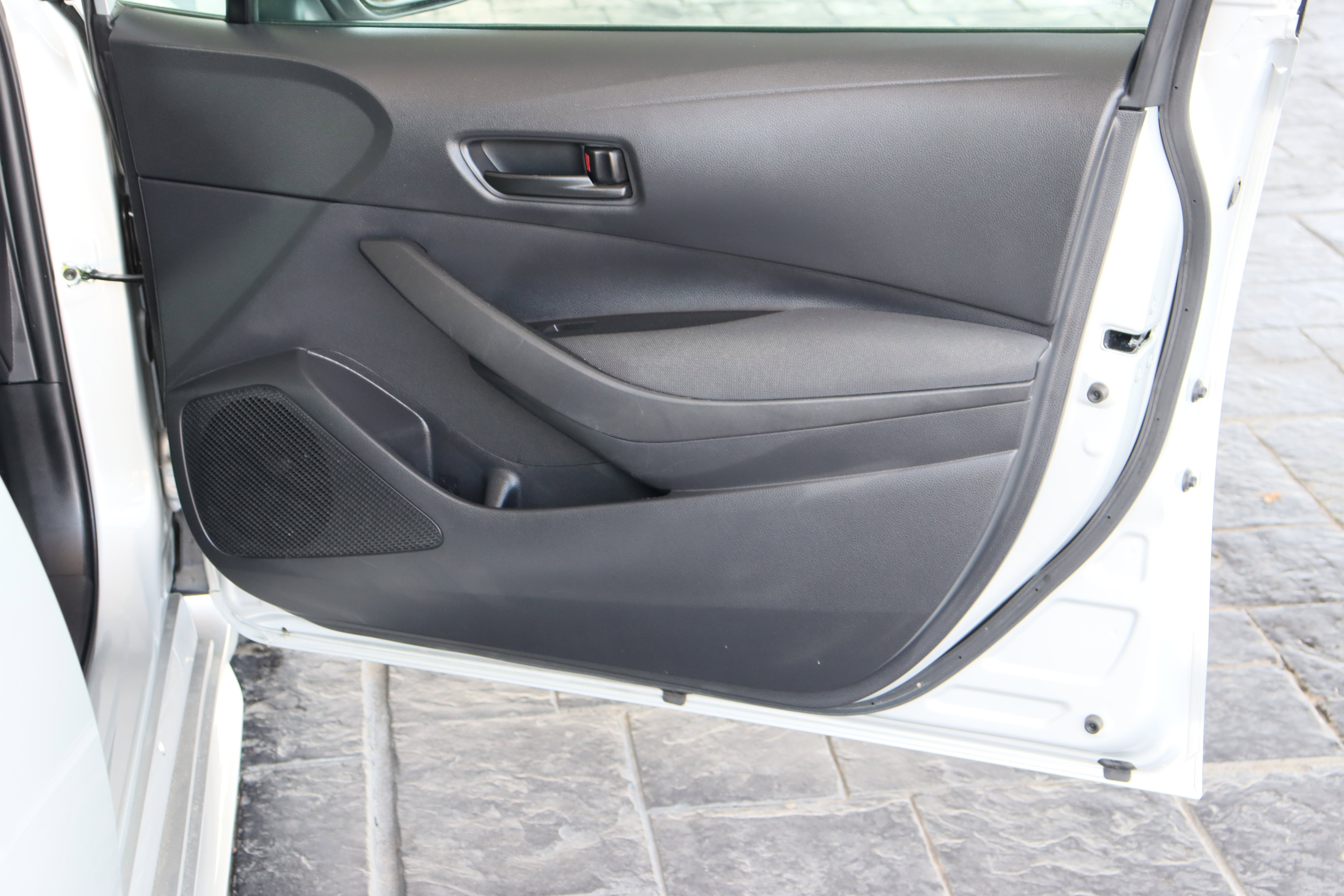 Used 2023 Toyota Corolla LE image 33