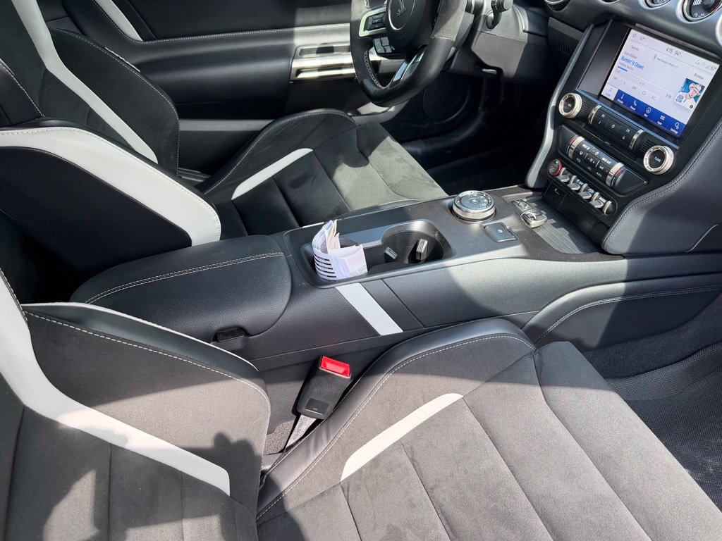 Used 2021 Ford Mustang Shelby GT500 w/ Technology Package RWD image 13