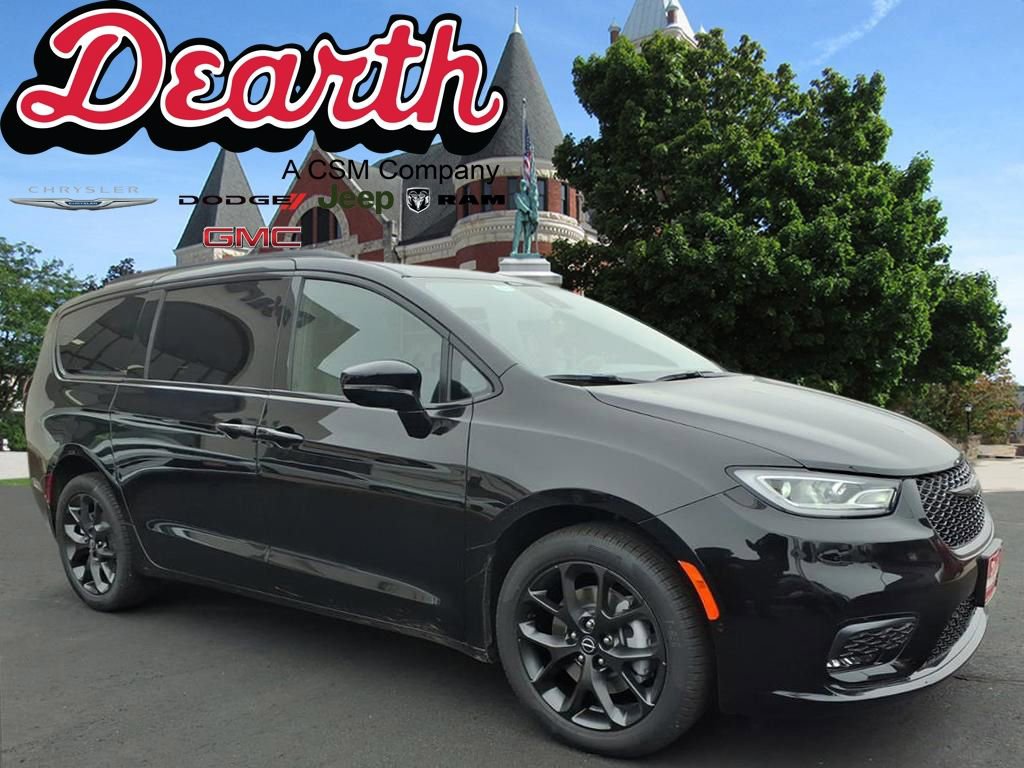 New 2026 Chrysler Pacifica Select w/ S Appearance Package