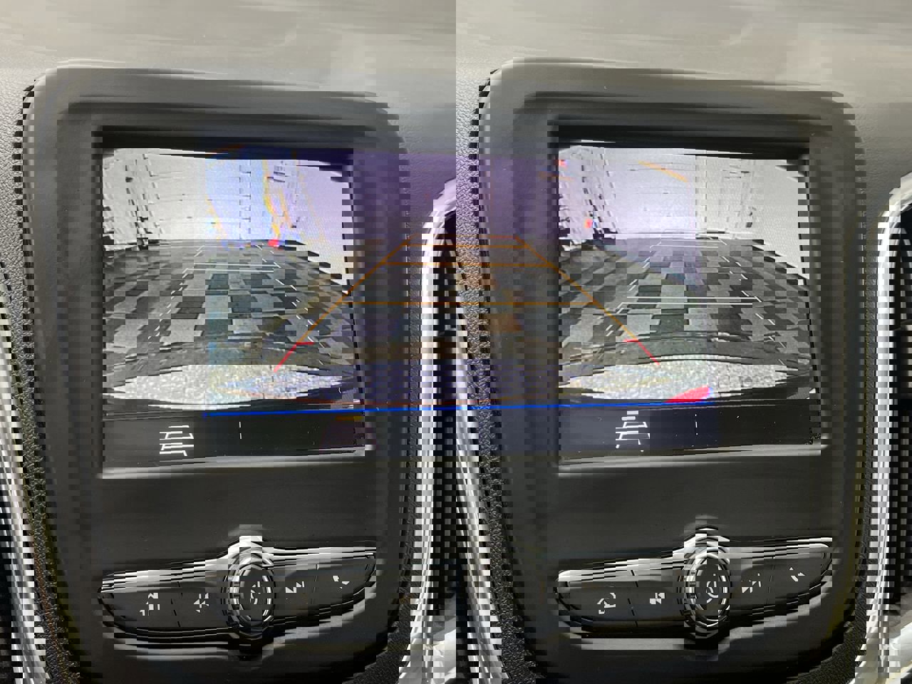 Used 2020 Chevrolet Equinox LT image 5