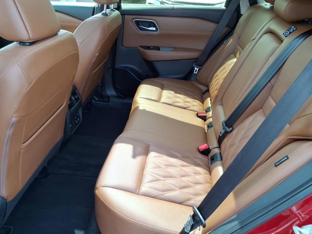 Certified 2026 Nissan Rogue Platinum w/ Platinum Premium Package image 14