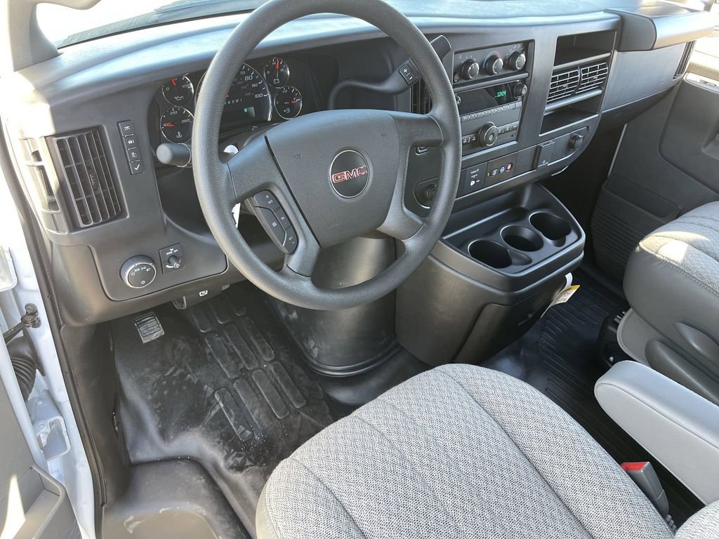 New 2025 GMC Savana 3500 LS RWD image 10