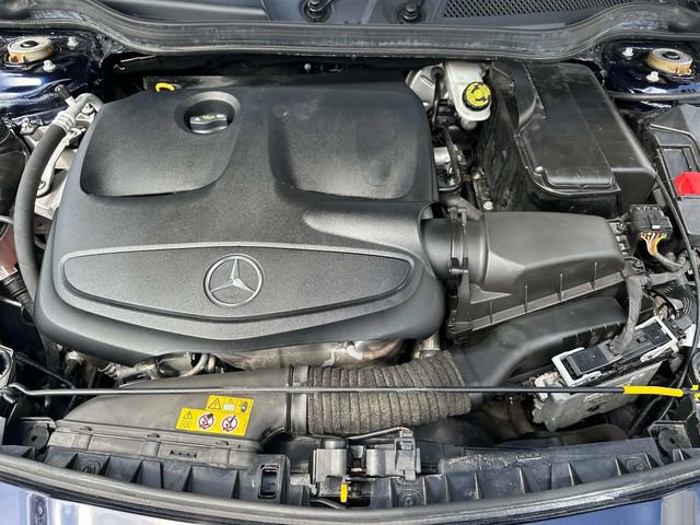 Used 2018 Mercedes-Benz CLA 250 4MATIC image 10