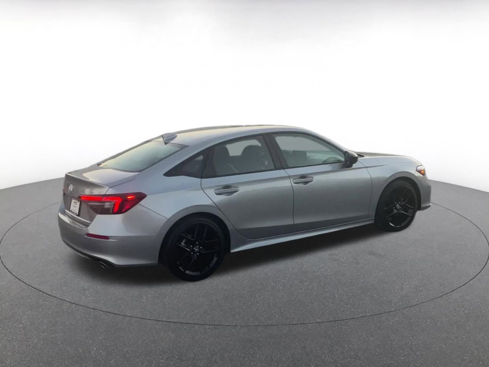 Used 2025 Honda Civic Sport image 15