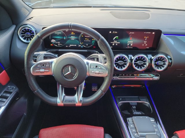Used 2022 Mercedes-Benz GLA 35 AMG 4MATIC image 17