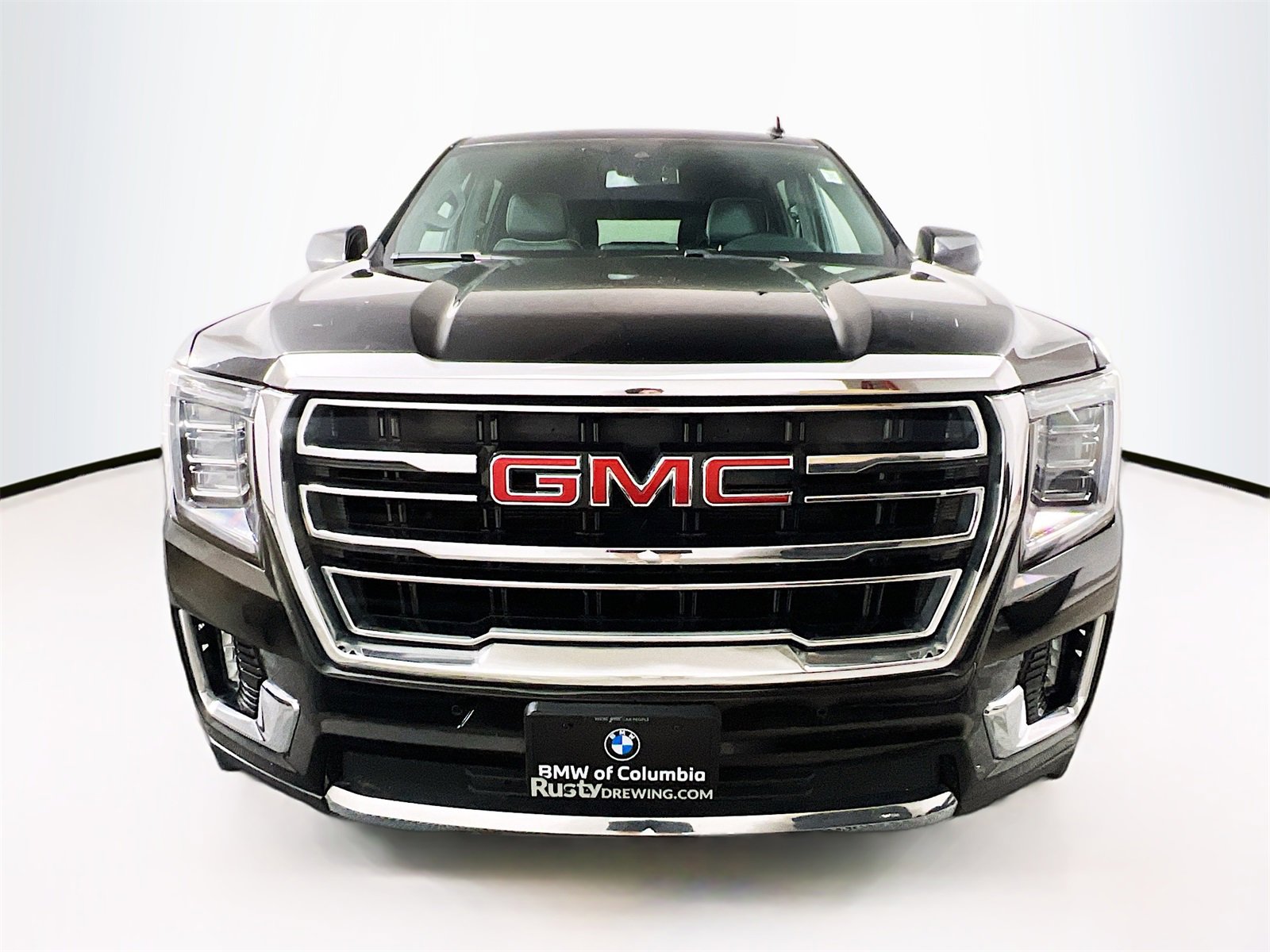 Used 2023 GMC Yukon XL SLT image 2