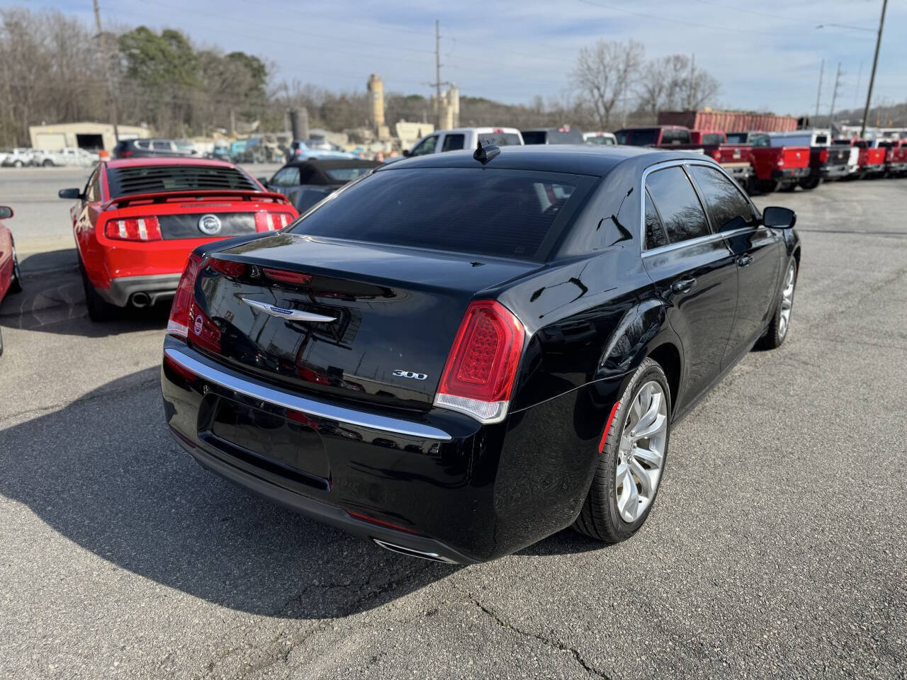 Used 2019 Chrysler 300 Touring w/ Chrome Appearance Package RWD image 21