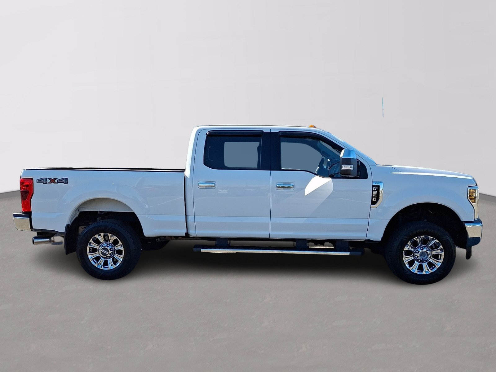 Certified 2018 Ford F250 4x4 Crew Cab Super Duty image 7