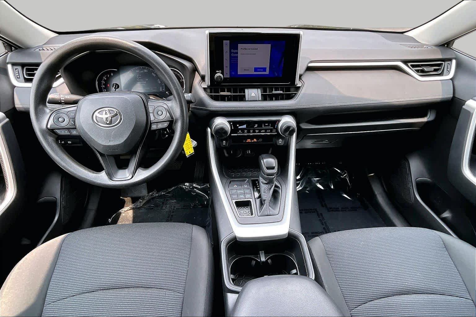 Used 2023 Toyota RAV4 LE AWD/4WD image 15