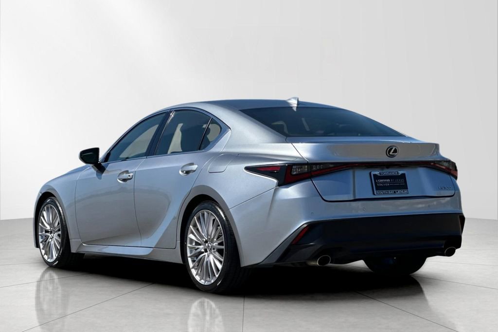 Certified 2023 Lexus IS 300 w/ Premium Package image 4