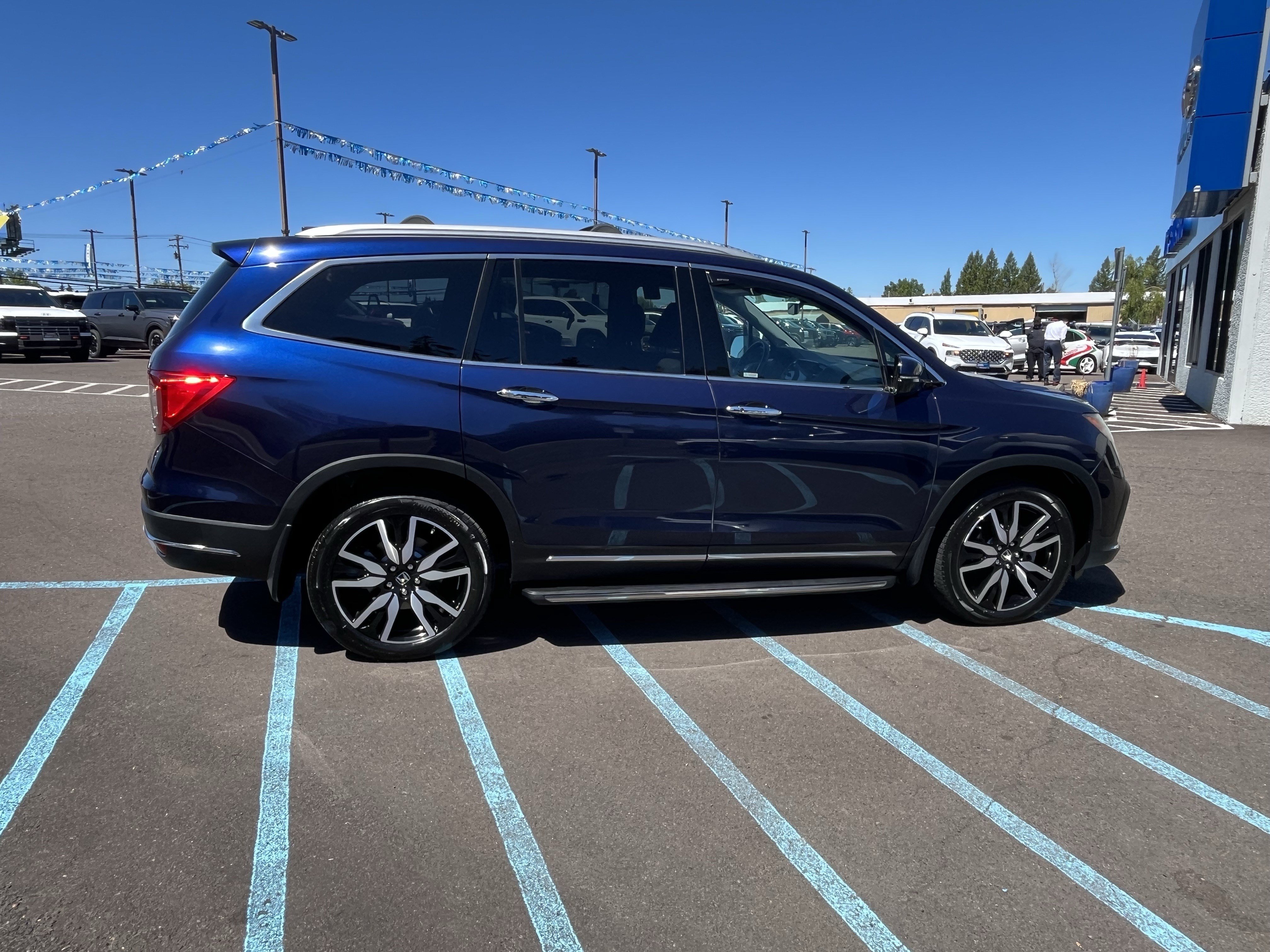 Used 2019 Honda Pilot Elite image 6