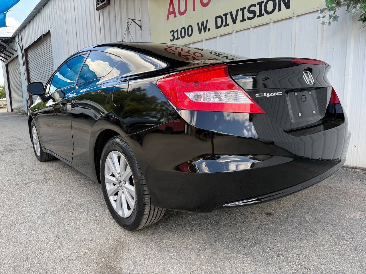 Used 2012 Honda Civic EX-L image 10