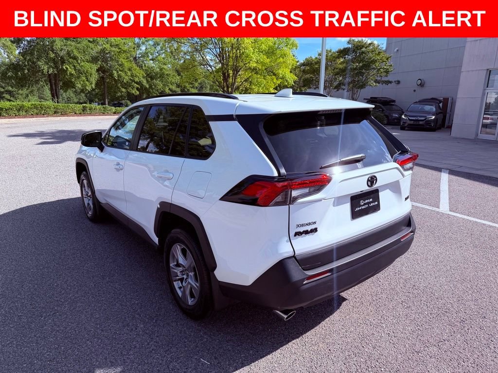 Used 2025 Toyota RAV4 XLE w/ Convenience Package FWD image 5