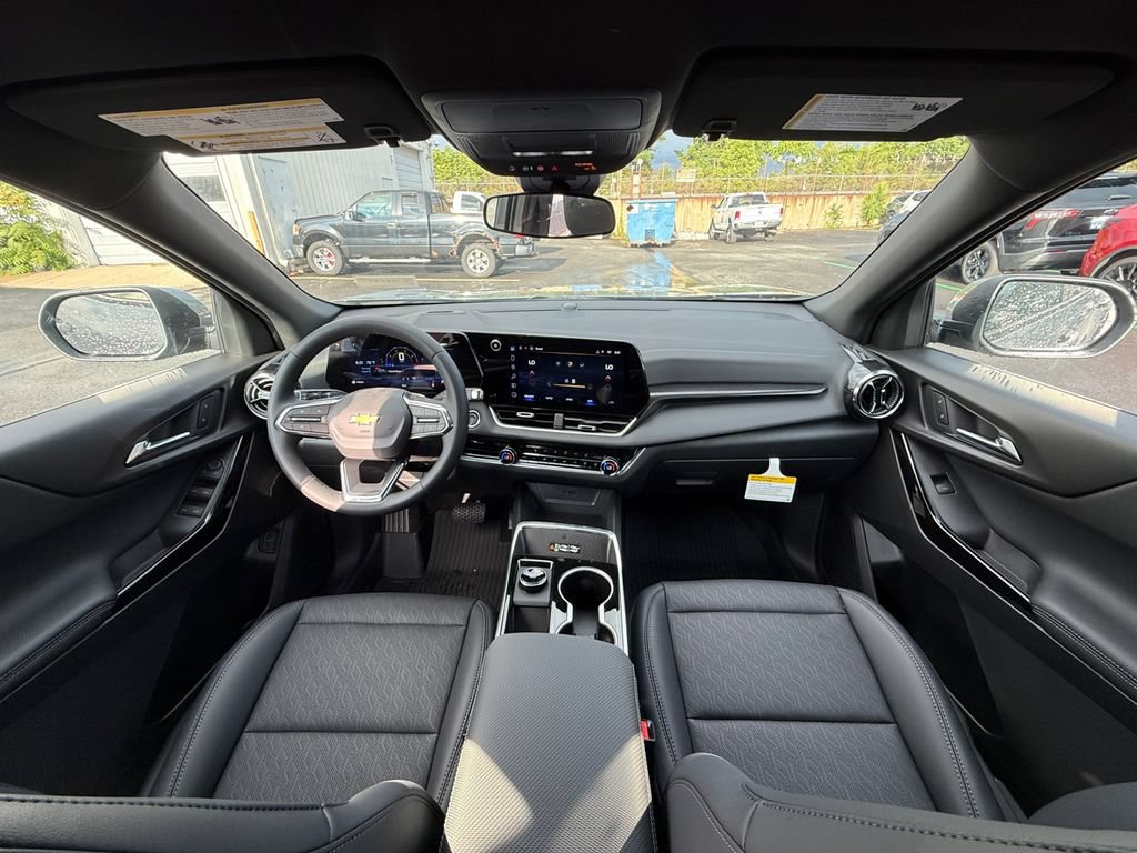 New 2027 Chevrolet Equinox LT w/ Convenience Package II FWD image 22
