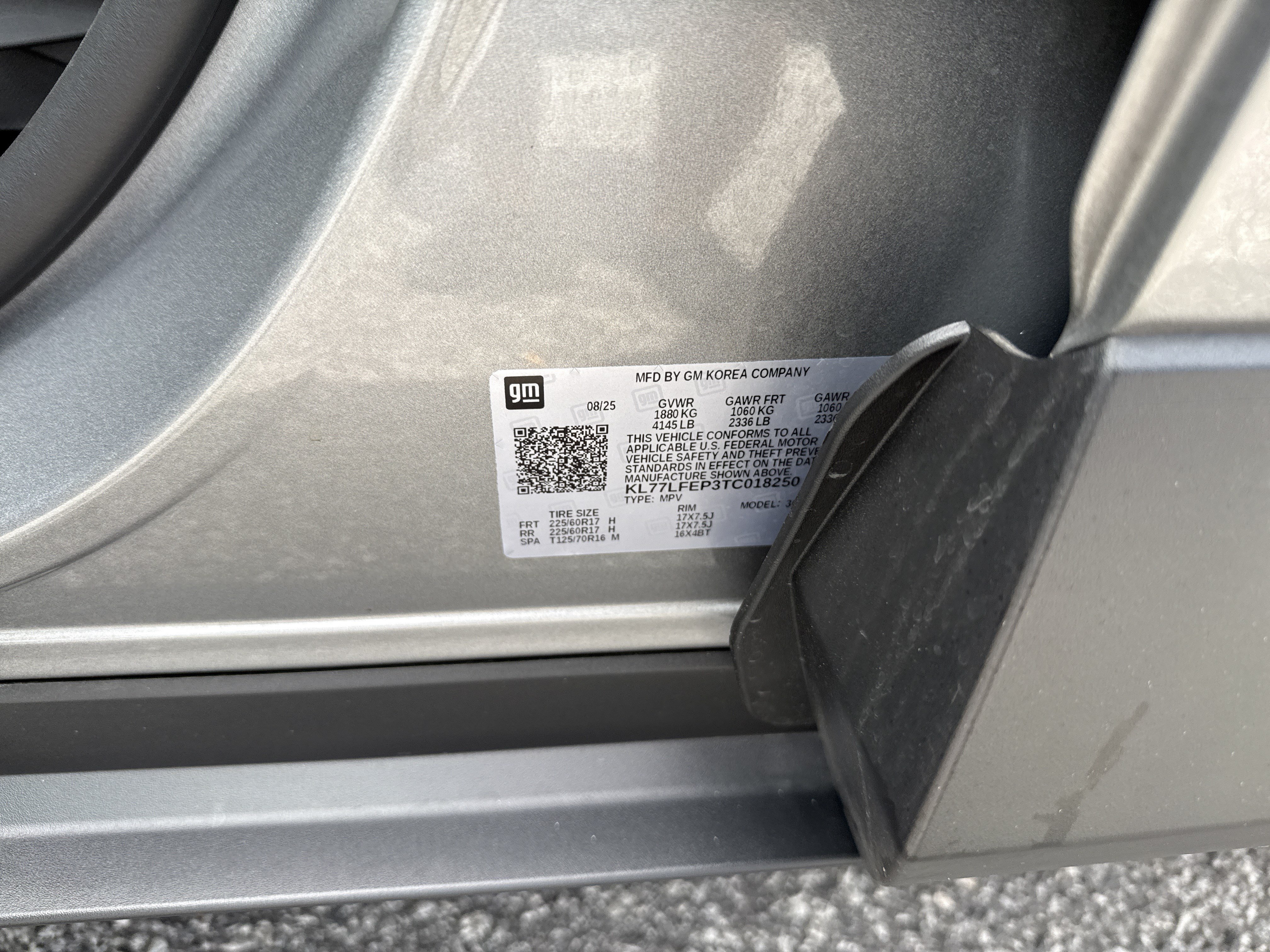 Used 2026 Chevrolet Trax LS w/ LS Convenience Package FWD image 36