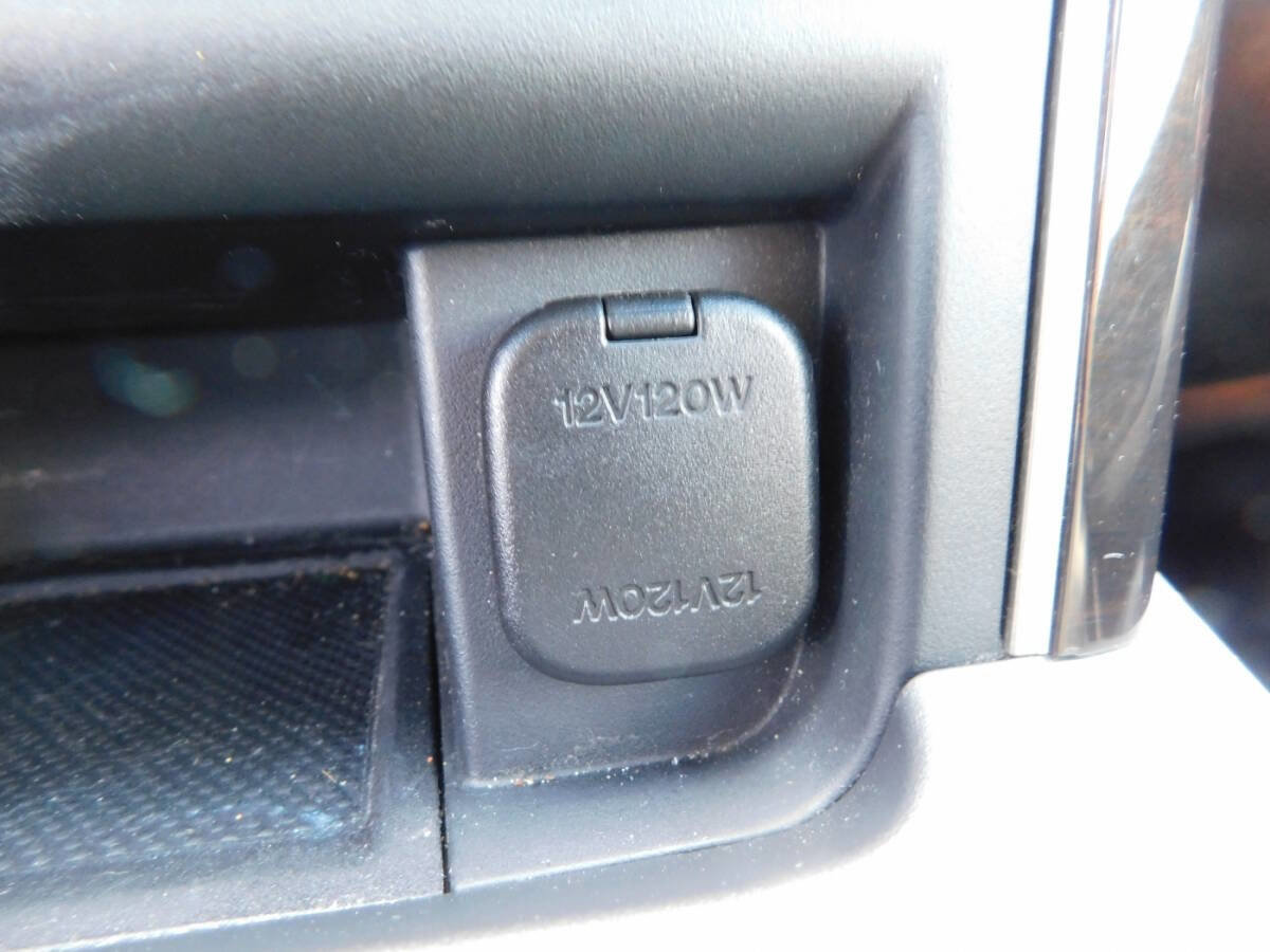 Used 2012 MAZDA CX-9 Grand Touring w/ Moonroof & Bose Audio Pkg image 15