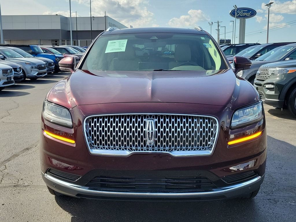 Certified 2022 Lincoln Nautilus Reserve image 2