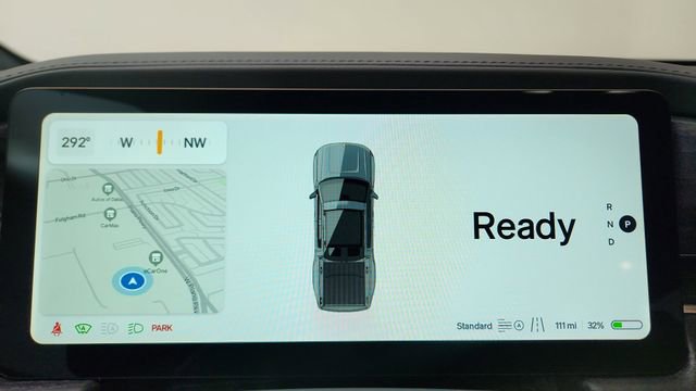 Used 2024 Rivian R1T Adventure image 38