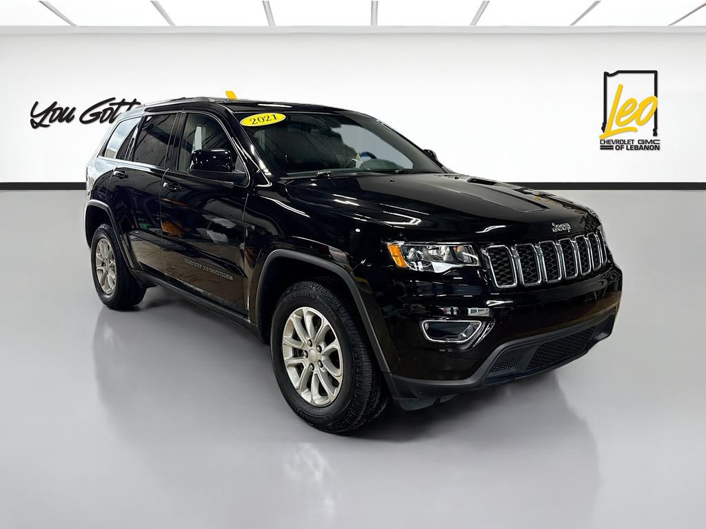 Used 2021 Jeep Grand Cherokee Laredo AWD/4WD image 3