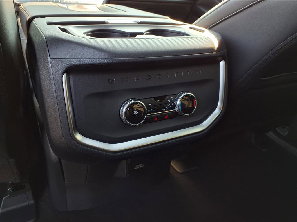 New 2025 Ford Expedition Tremor image 7