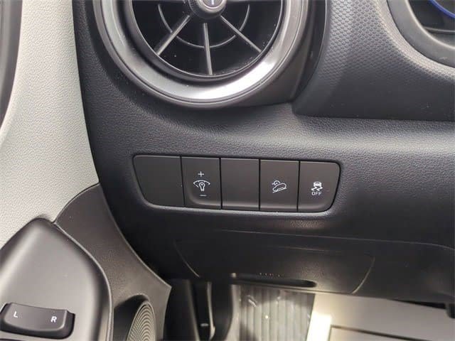 Used 2023 Hyundai Kona SEL w/ Cargo Package image 16