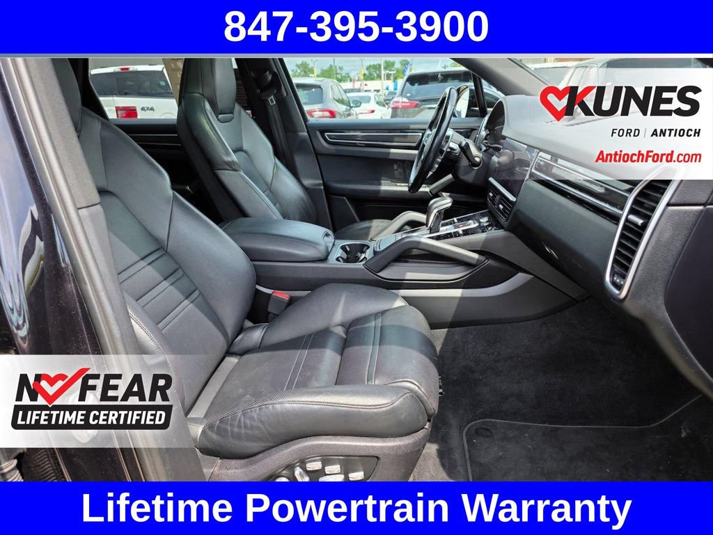 Used 2019 Porsche Cayenne S AWD/4WD image 37