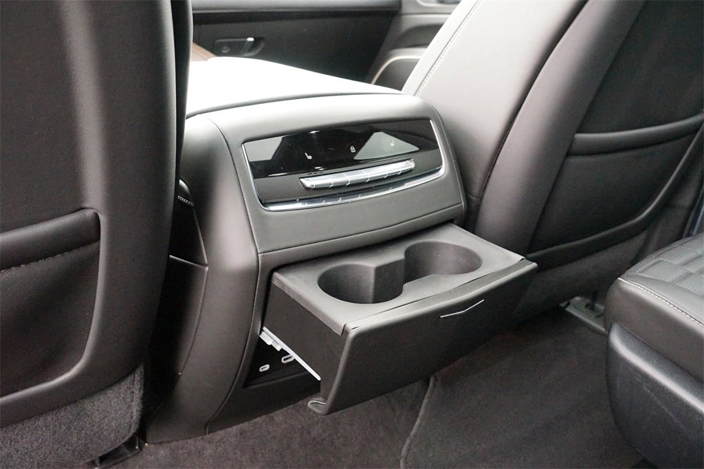 Used 2023 Cadillac Escalade ESV Sport Platinum w/ LPO, ONYX Package image 26