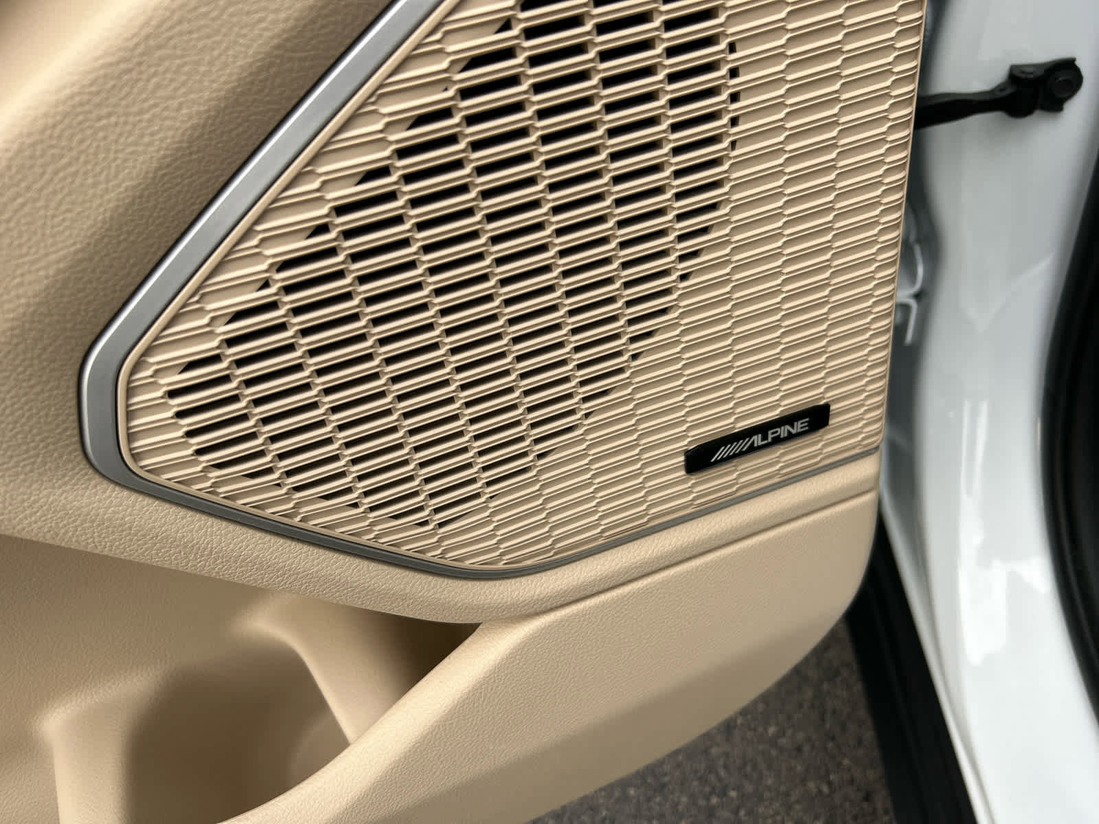 Used 2023 Jeep Grand Cherokee L Limited image 12