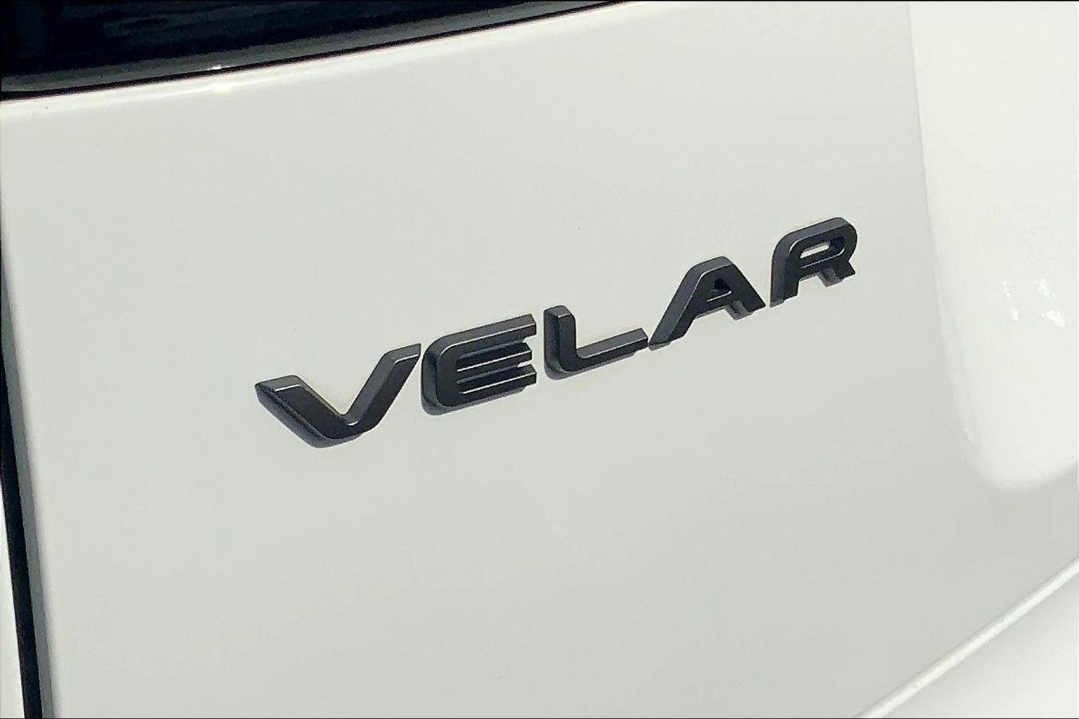 Used 2026 Land Rover Range Rover Velar S image 9