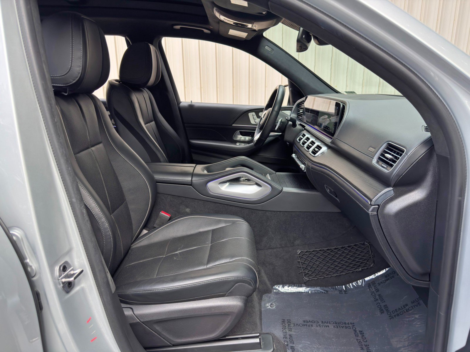 Used 2021 Mercedes-Benz GLS 580 4MATIC image 16