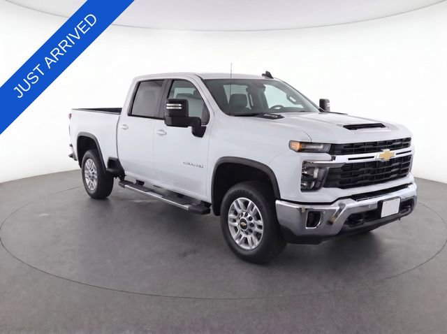 Used 2025 Chevrolet Silverado 2500 LT w/ Convenience Package AWD/4WD image 16