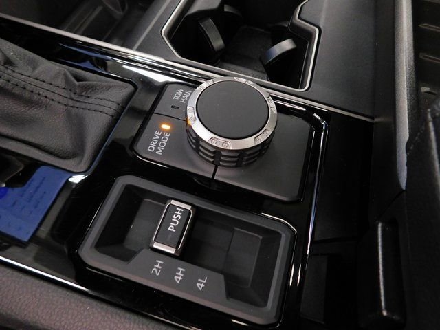 Used 2025 Toyota Tundra Limited image 36