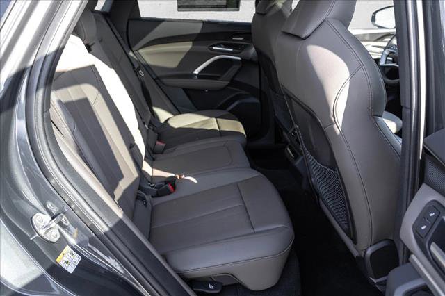 Certified 2025 Audi Q5 Premium Plus image 24