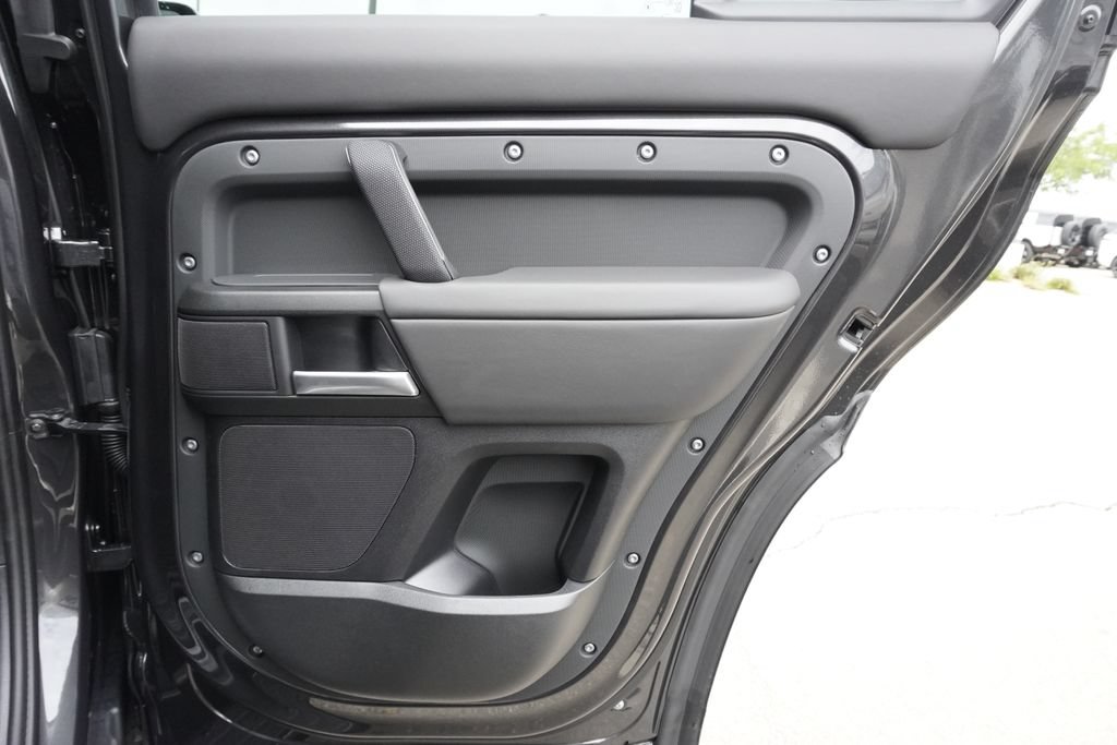 New 2026 Land Rover Defender 110 X AWD/4WD image 25