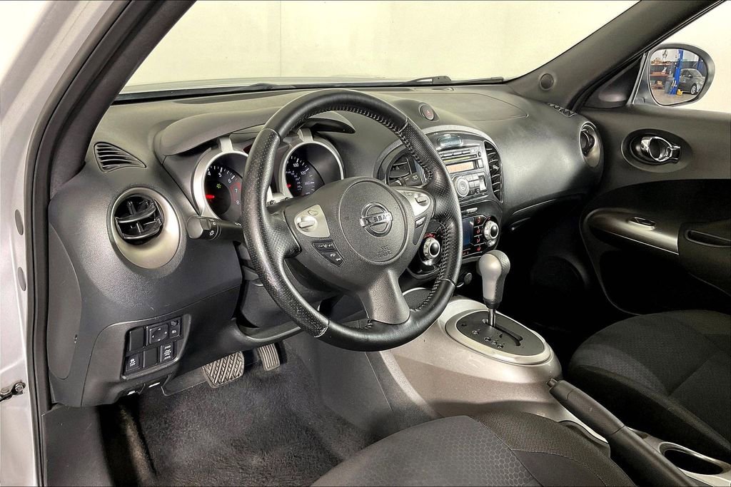 Used 2013 Nissan Juke SV AWD/4WD image 18