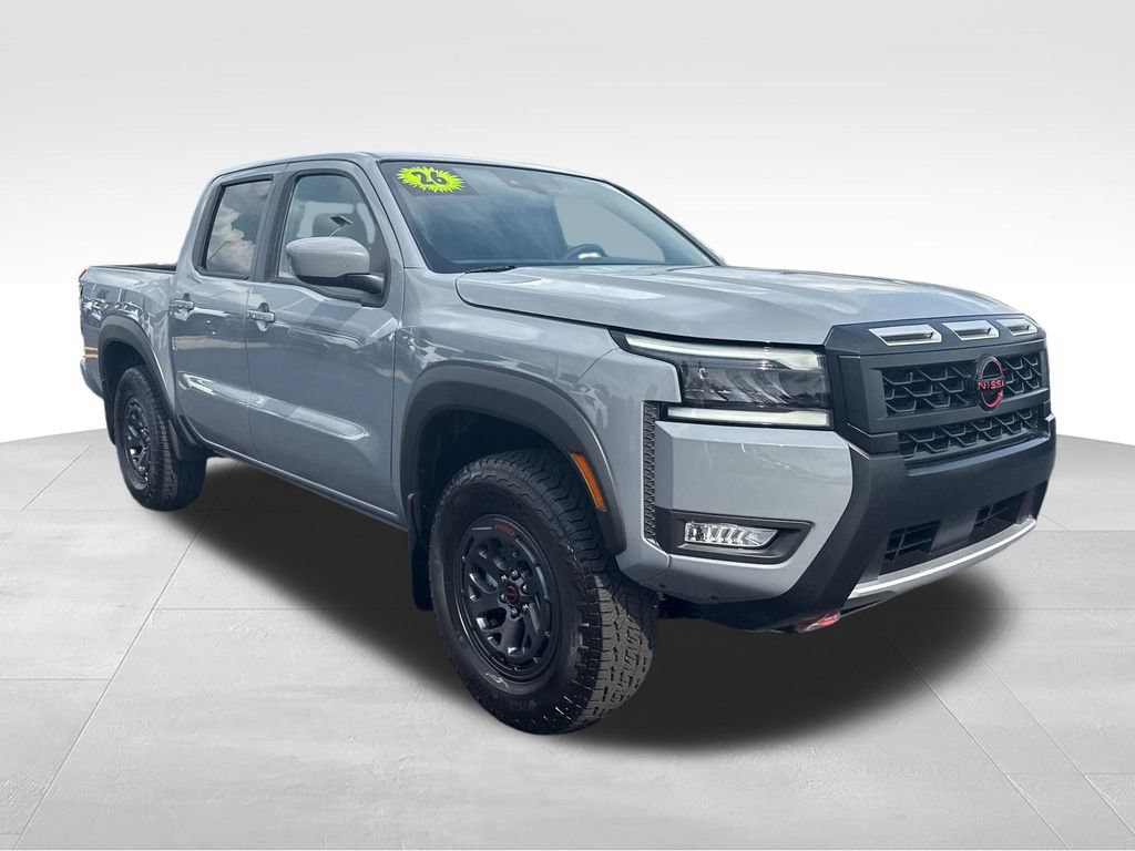 Used 2026 Nissan Frontier PRO-4X w/ Tow Package AWD/4WD image 8