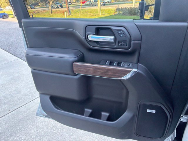 Used 2023 Chevrolet Silverado 2500 High Country w/ Safety Package II AWD/4WD image 11