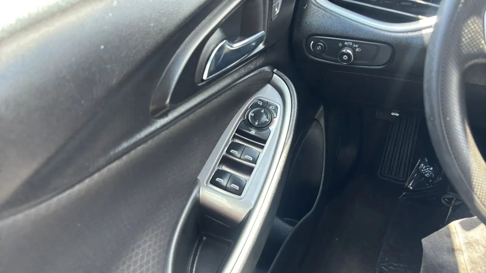 Used 2019 Chevrolet Malibu LS FWD image 17
